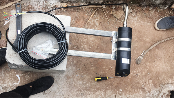 高精度声学多普勒点流速仪在福州鳝溪做现场做测试！